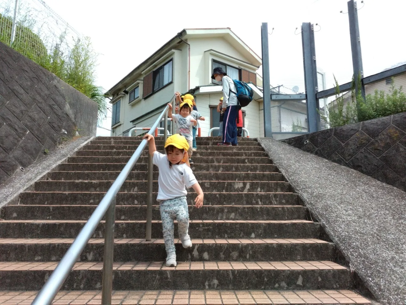 子育てパートナー